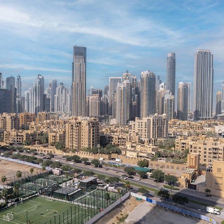 Chic 2Br Apartment, Prime Location Near Dubai Mall - Allsopp&Allsopp Exterior photo